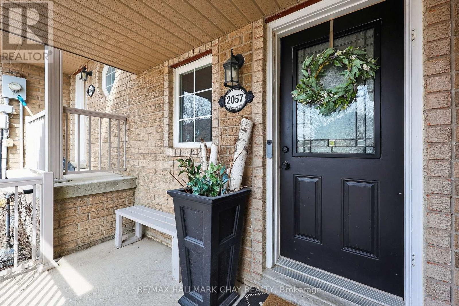 2057 Osbond Road, Innisfil, Ontario  L9S 0B6 - Photo 2 - N13055164