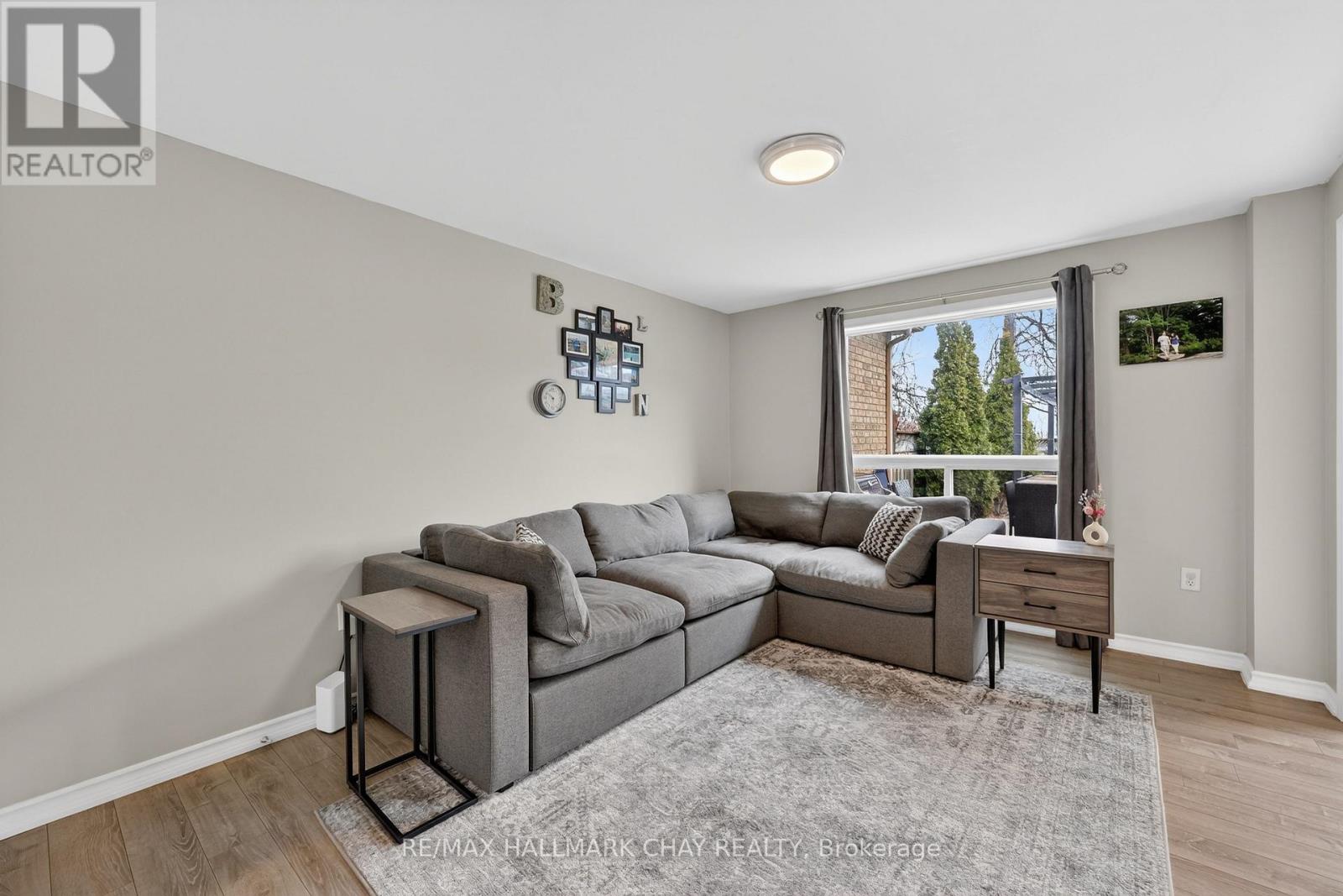 2057 Osbond Road, Innisfil, Ontario  L9S 0B6 - Photo 6 - N13055164