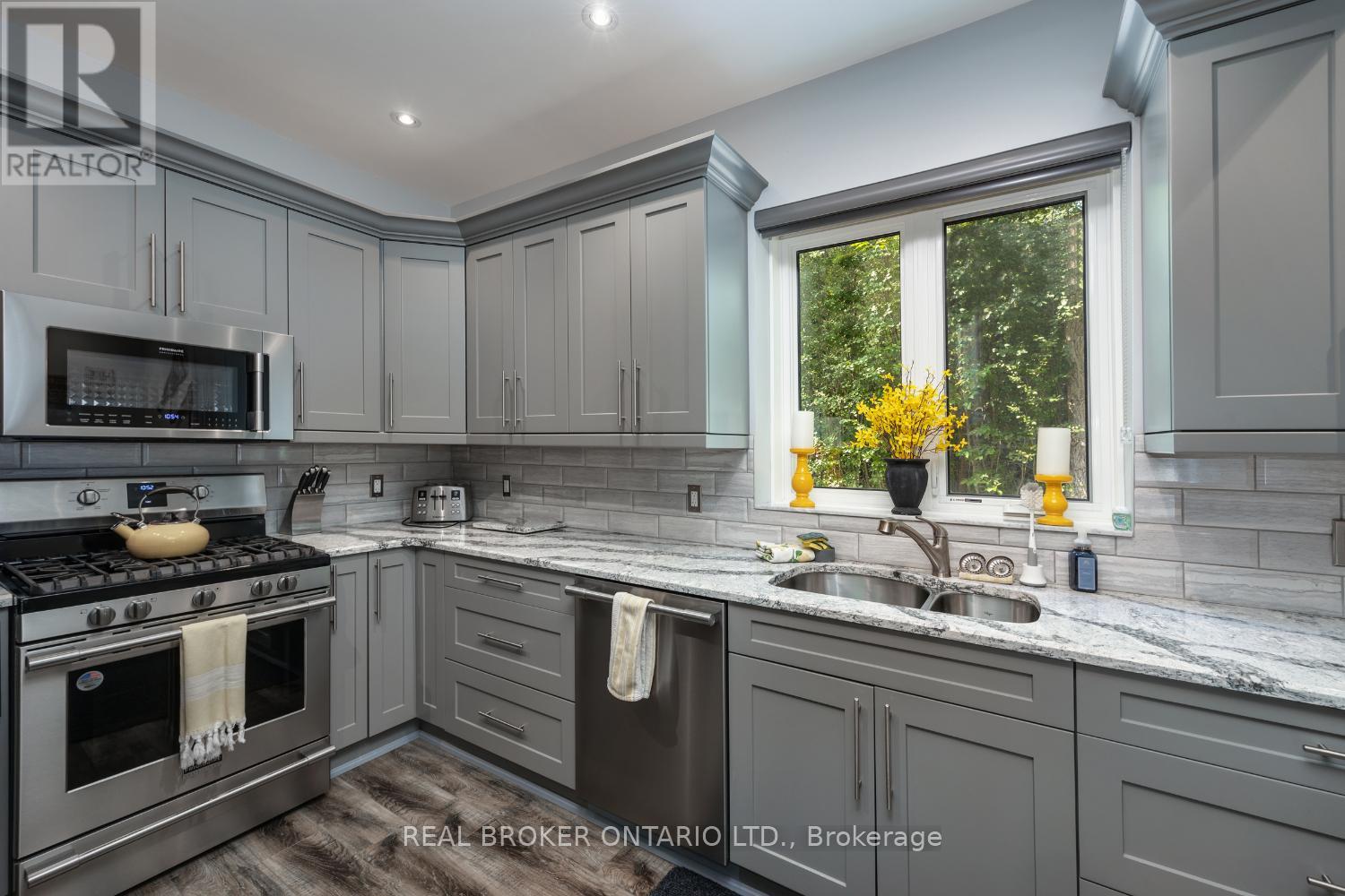 526 View Lake Road, Scugog, Ontario  L0B 1K0 - Photo 11 - E13054406