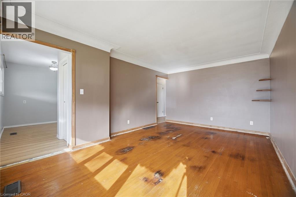 311 East 14th Street, Hamilton, Ontario  L9A 4C1 - Photo 10 - 40825056