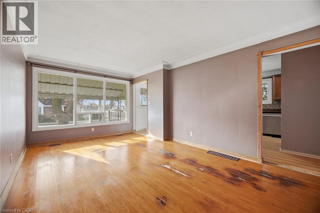 311 East 14th Street, Hamilton, Ontario  L9A 4C1 - Photo 11 - 40825056