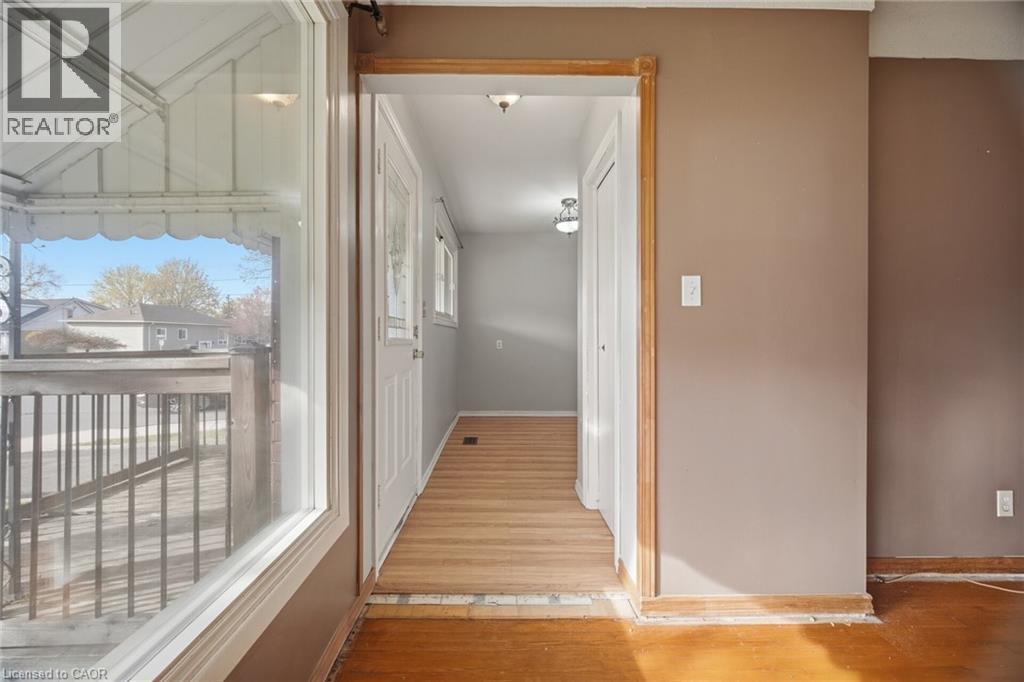 311 East 14th Street, Hamilton, Ontario  L9A 4C1 - Photo 8 - 40825056