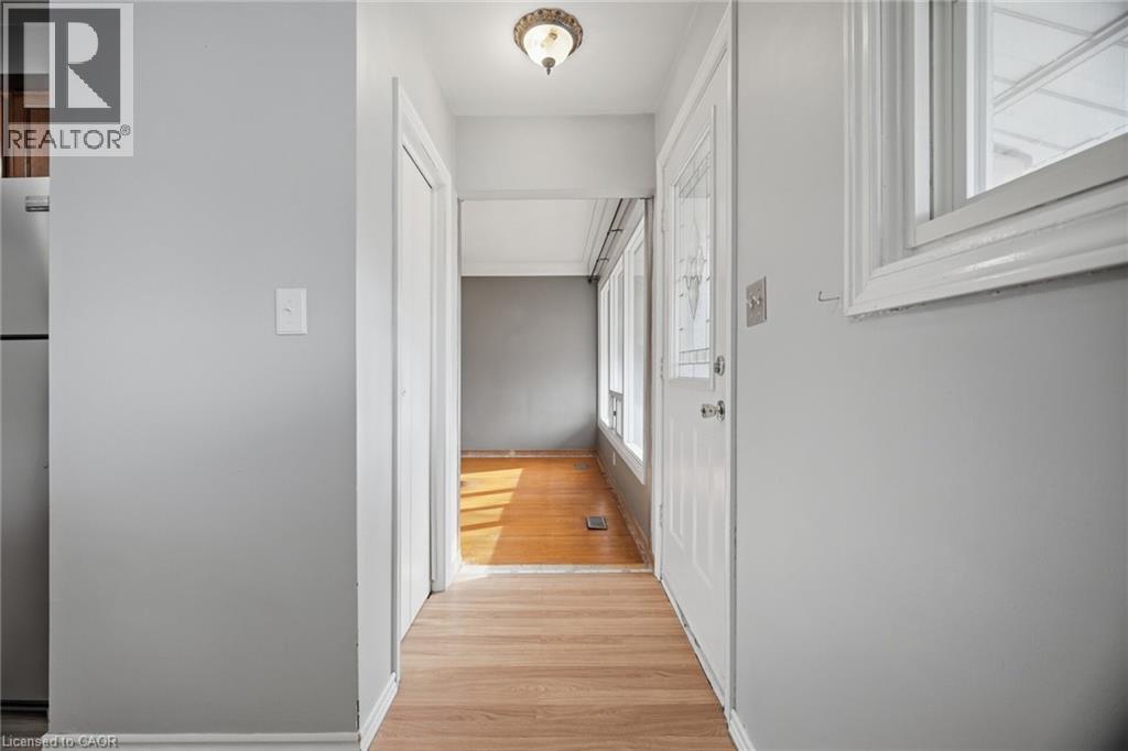 311 East 14th Street, Hamilton, Ontario  L9A 4C1 - Photo 9 - 40825056