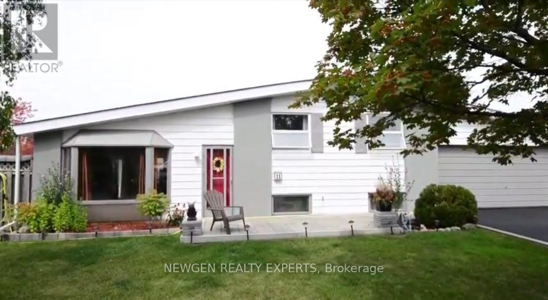 11 Lawrence Crescent, Brampton, Ontario  L6W 2P2 - Photo 2 - W13055118