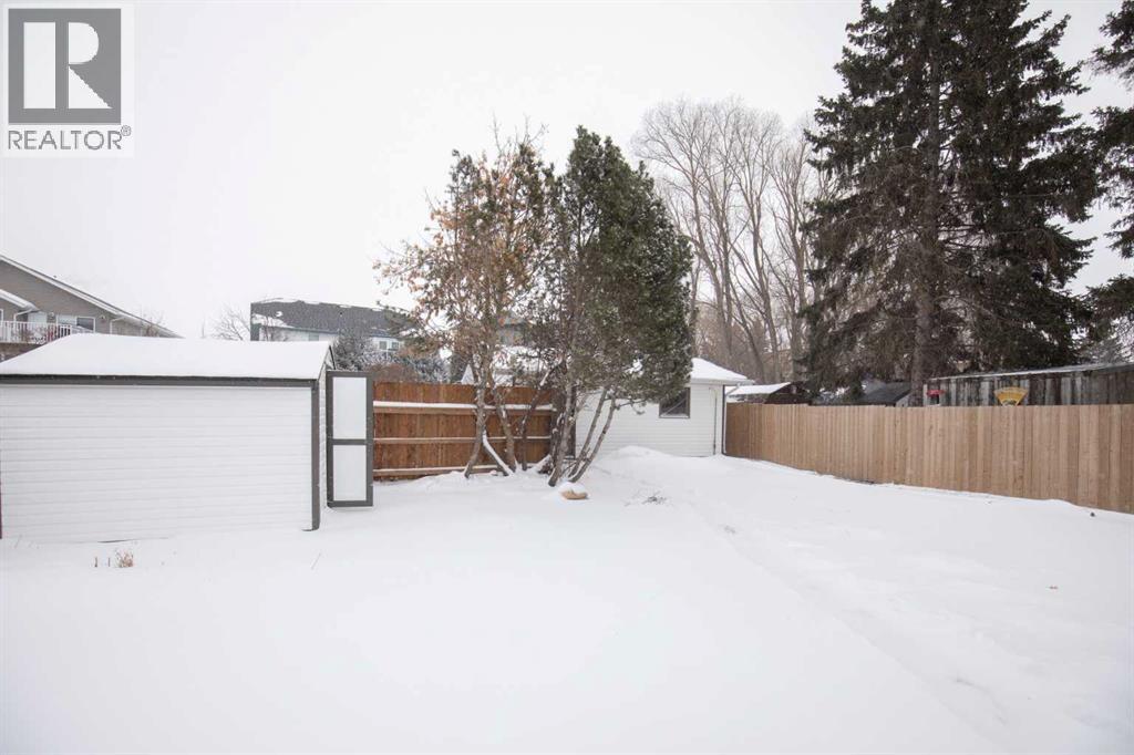 4108 53 Avenue, Innisfail, Alberta  T4G 1G2 - Photo 5 - A2287748