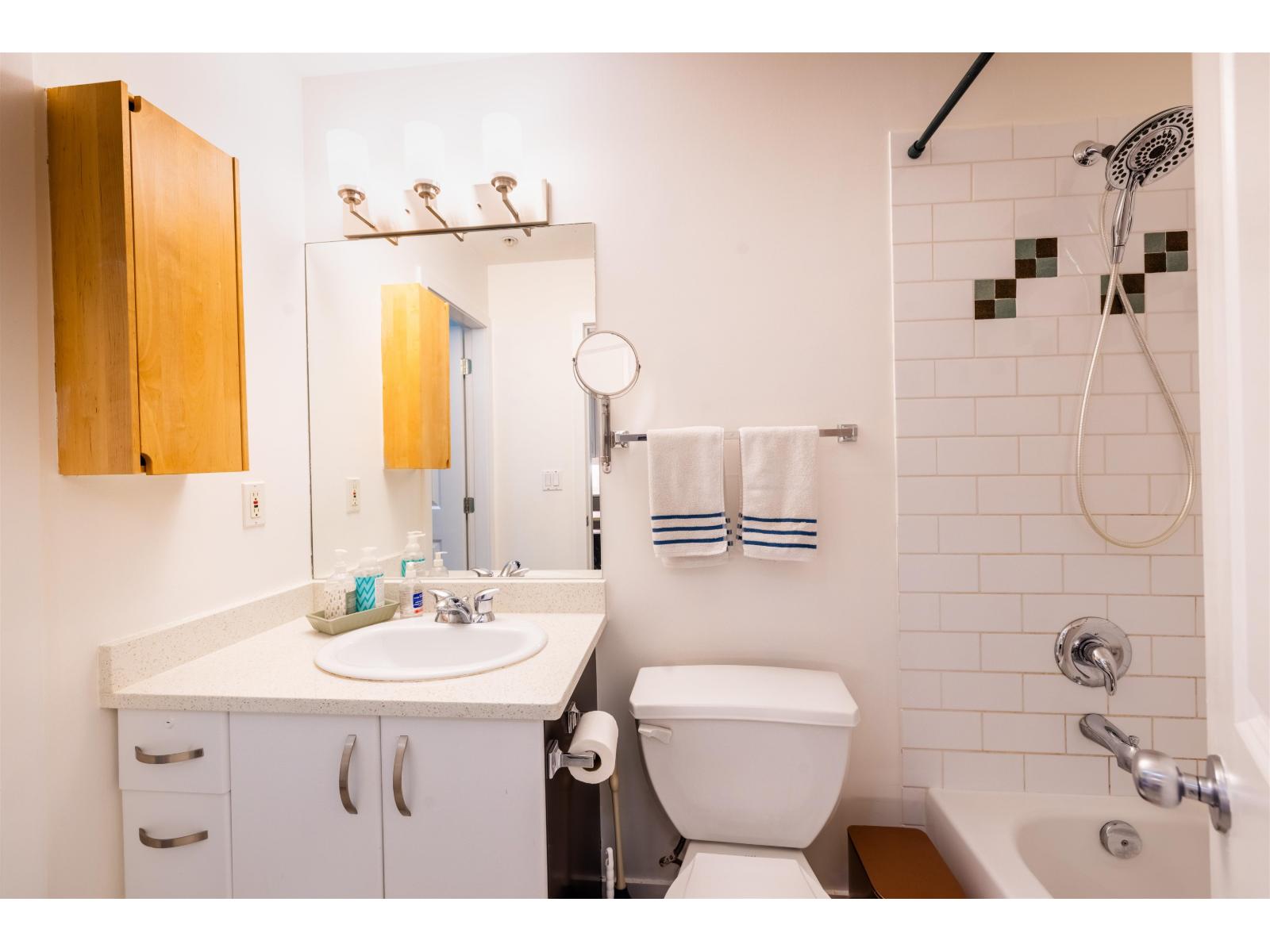 108 10866 City Parkway, Surrey, British Columbia  V3T 5W9 - Photo 18 - R3116984