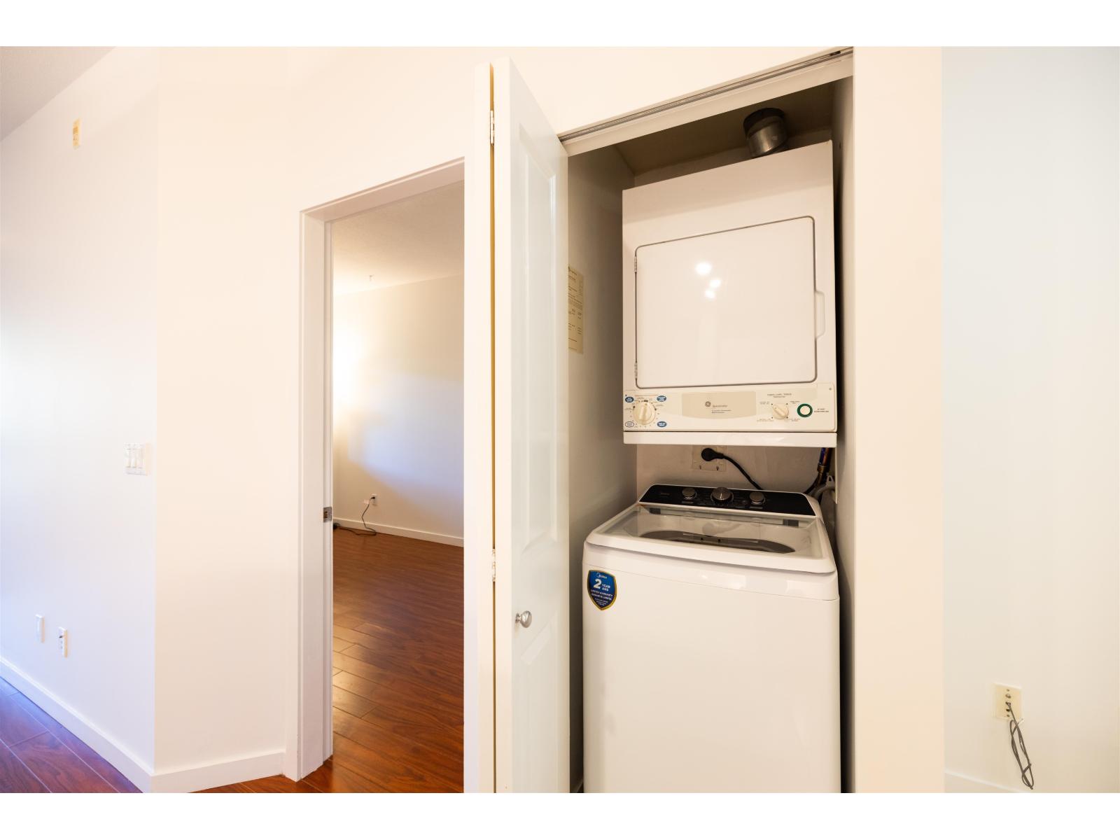 108 10866 City Parkway, Surrey, British Columbia  V3T 5W9 - Photo 19 - R3116984