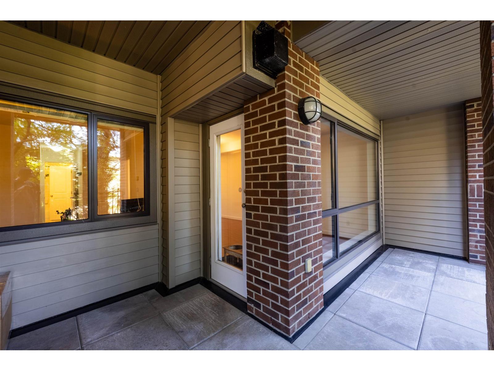 108 10866 City Parkway, Surrey, British Columbia  V3T 5W9 - Photo 21 - R3116984