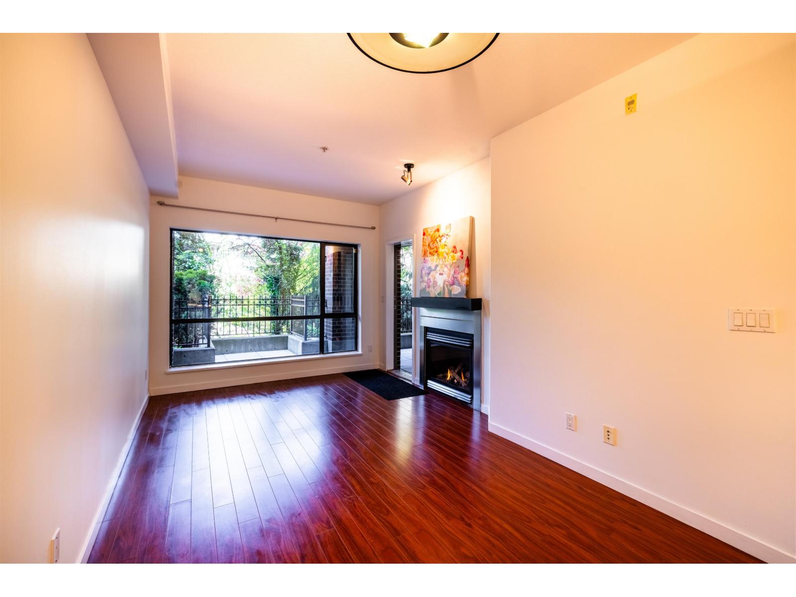 108 10866 City Parkway, Surrey, British Columbia  V3T 5W9 - Photo 3 - R3116984