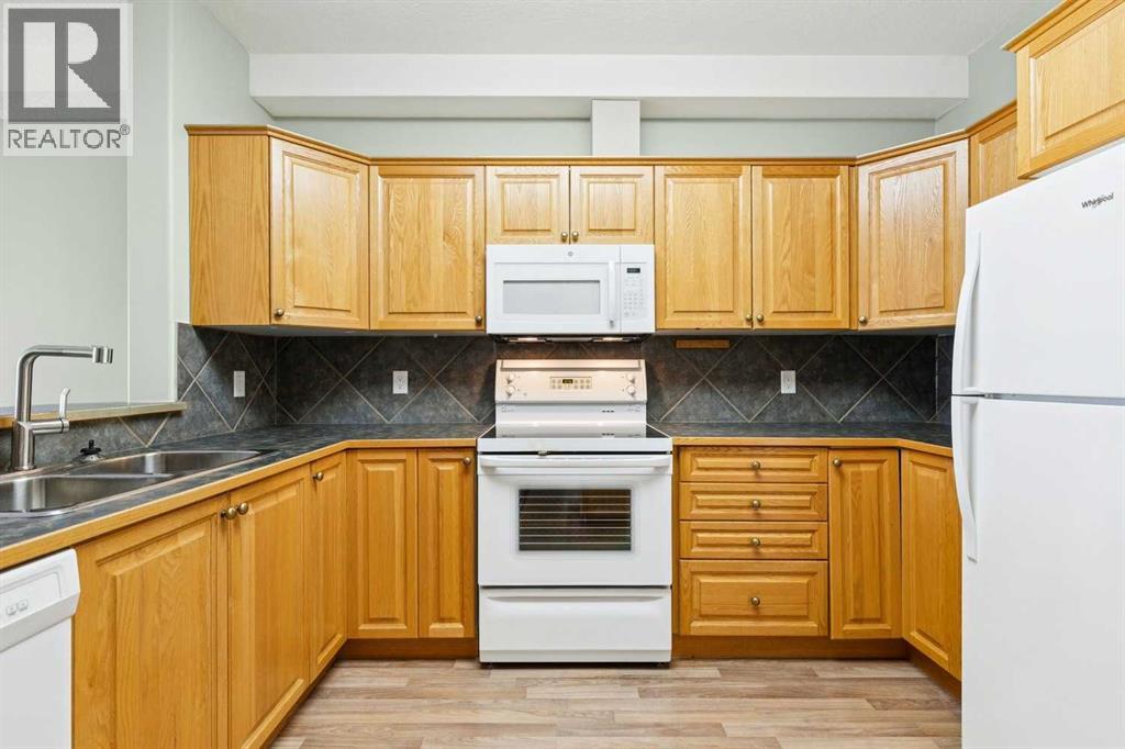 1207, 151 Country Village Road NE, Calgary, Alberta  T3K 5X5 - Photo 7 - A2289945