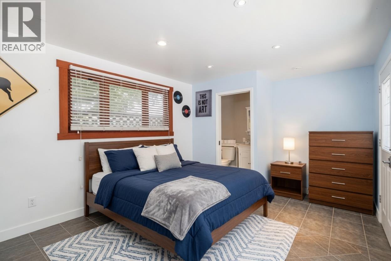 23035 117 Avenue, Maple Ridge, British Columbia  V2X 2K3 - Photo 17 - R3096421