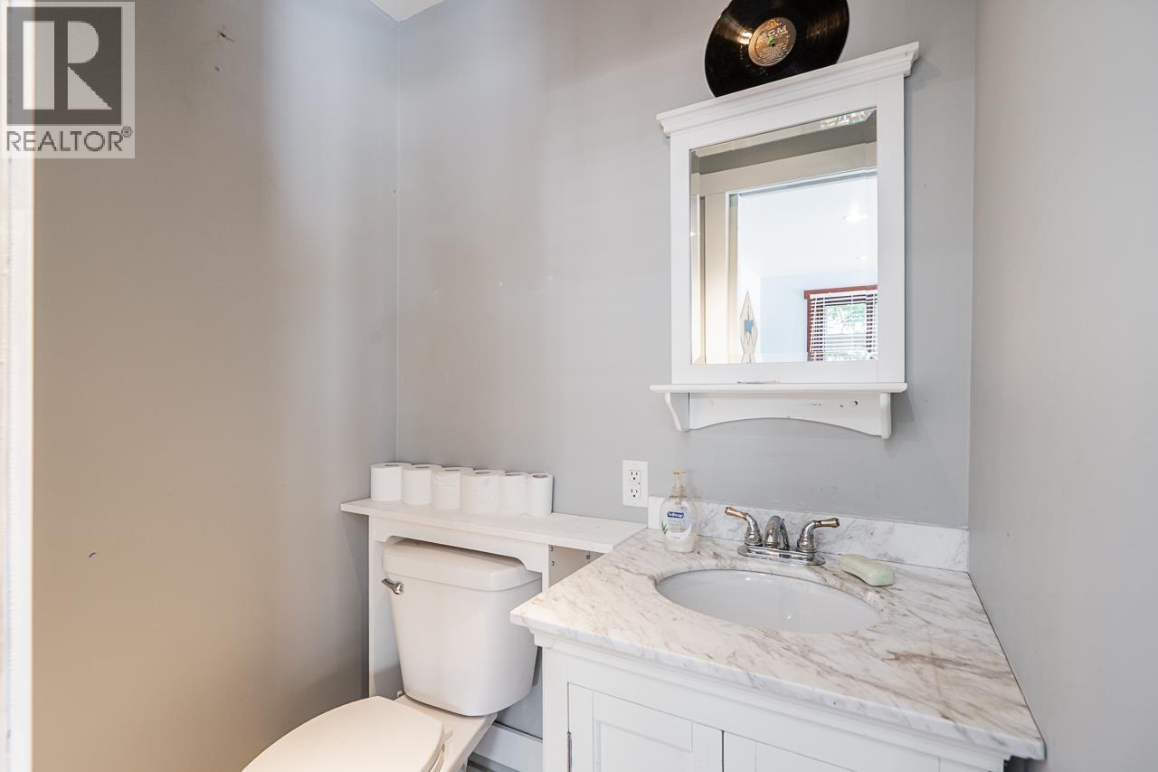 23035 117 Avenue, Maple Ridge, British Columbia  V2X 2K3 - Photo 18 - R3096421