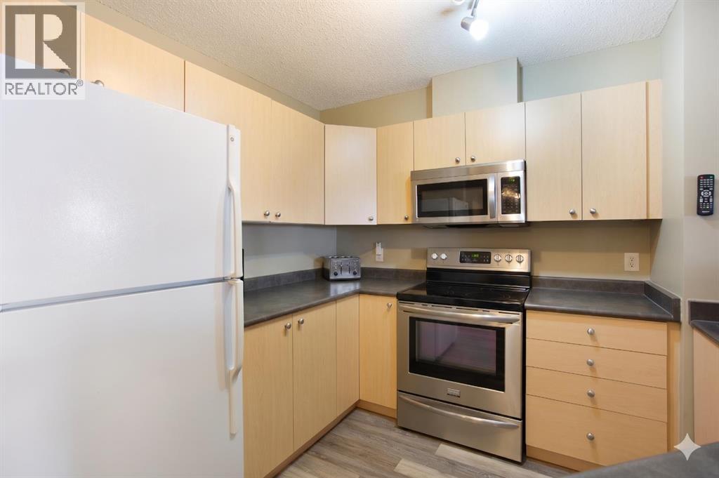 6405, 304 Mackenzie Way Sw, Airdrie, Alberta  T4B 3H6 - Photo 9 - A2303877