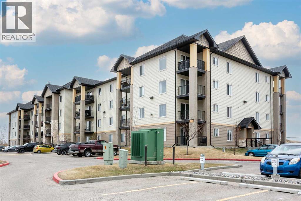 6405, 304 Mackenzie Way Sw, Airdrie, Alberta  T4B 3H6 - Photo 3 - A2303877