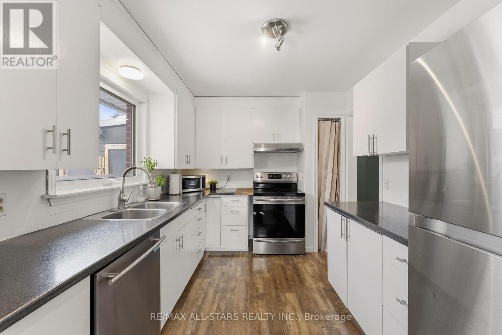 49 Kennedy Drive, Kawartha Lakes, Ontario  K0M 1N0 - Photo 11 - X12896206