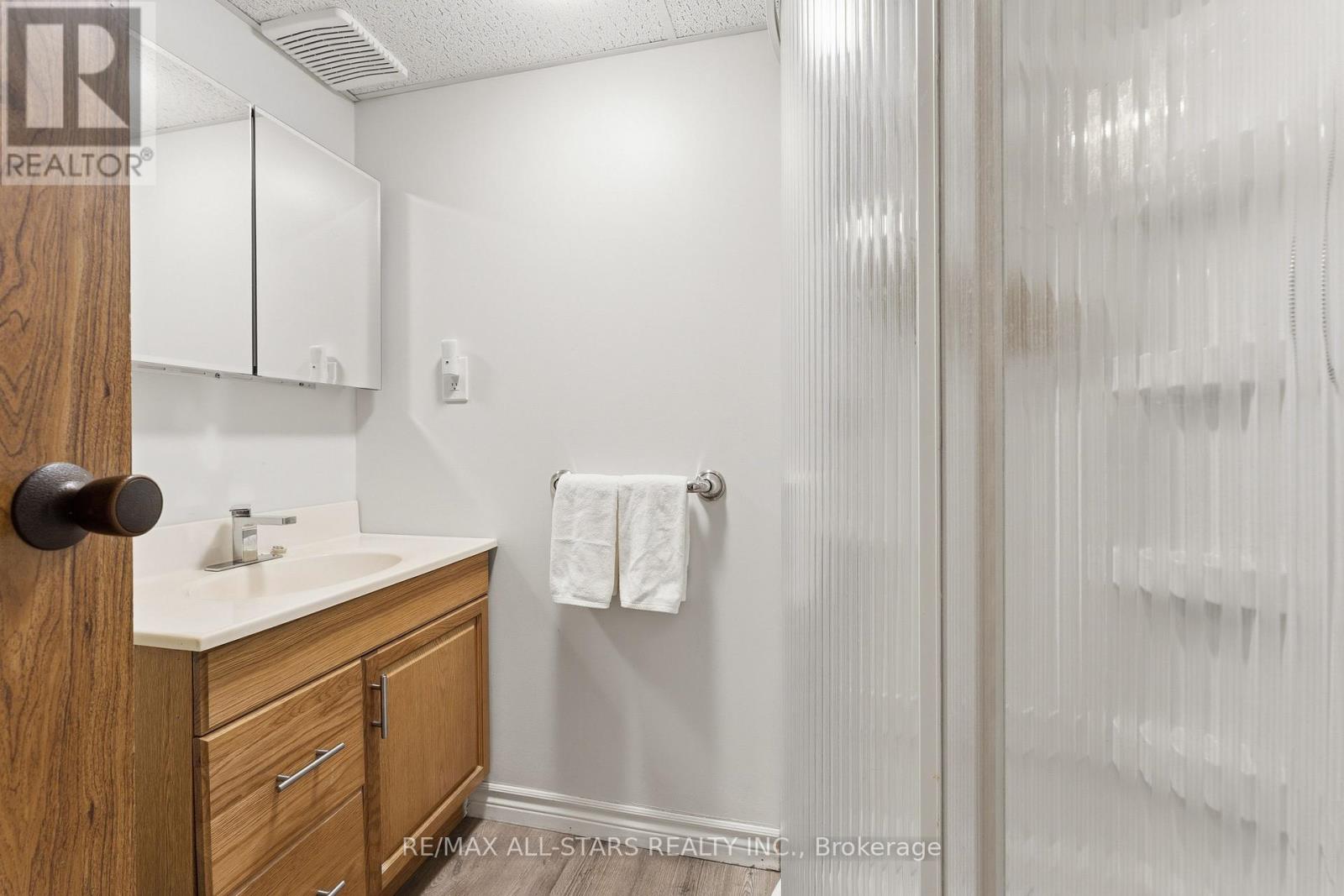 49 Kennedy Drive, Kawartha Lakes, Ontario  K0M 1N0 - Photo 25 - X12896206