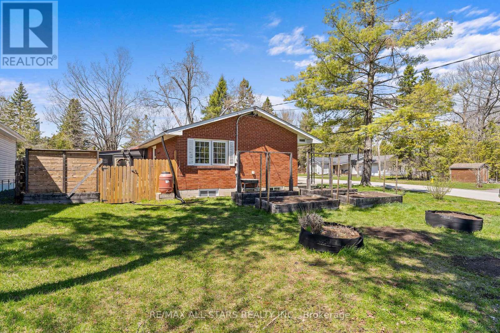 49 Kennedy Drive, Kawartha Lakes, Ontario  K0M 1N0 - Photo 36 - X12896206
