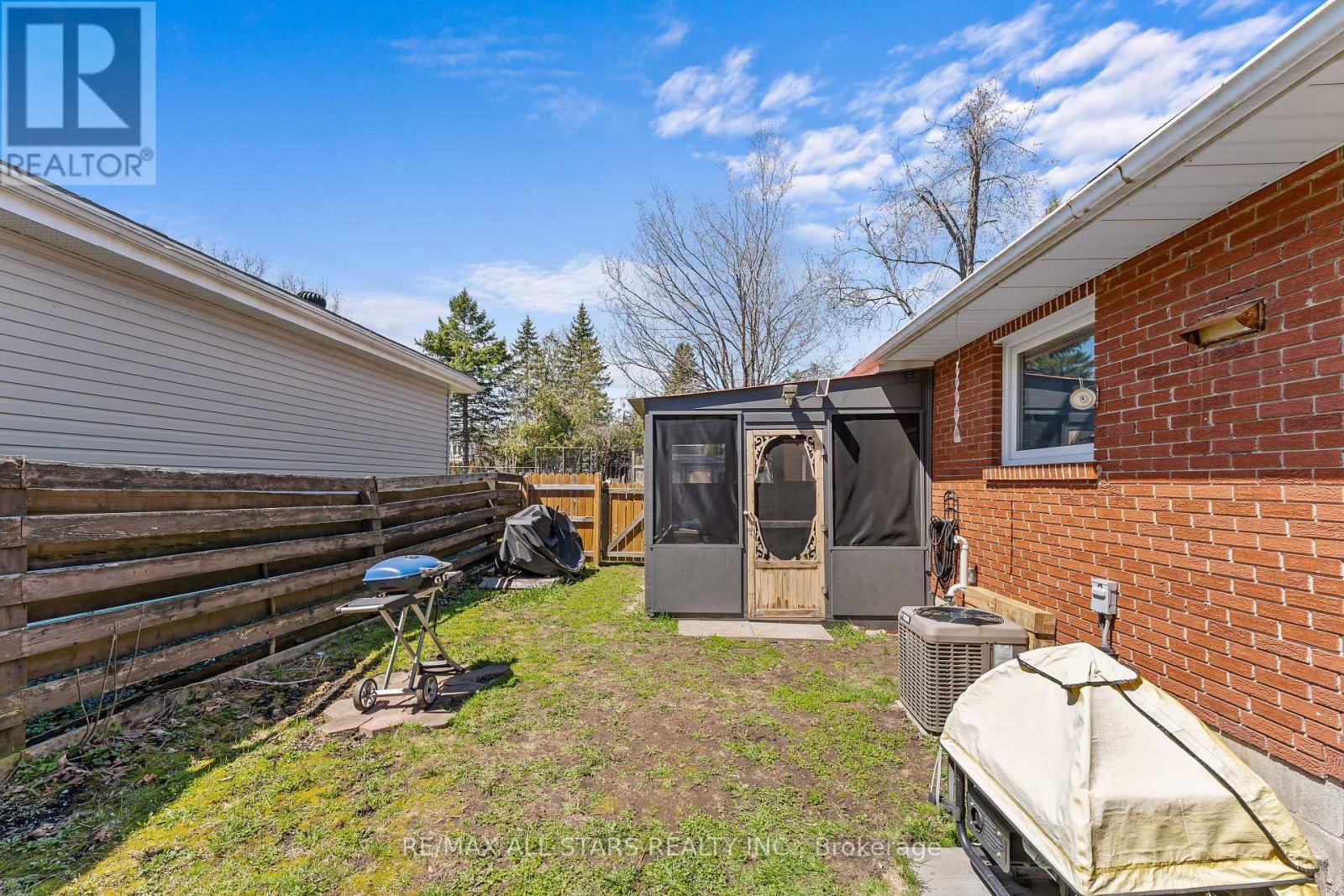 49 Kennedy Drive, Kawartha Lakes, Ontario  K0M 1N0 - Photo 39 - X12896206