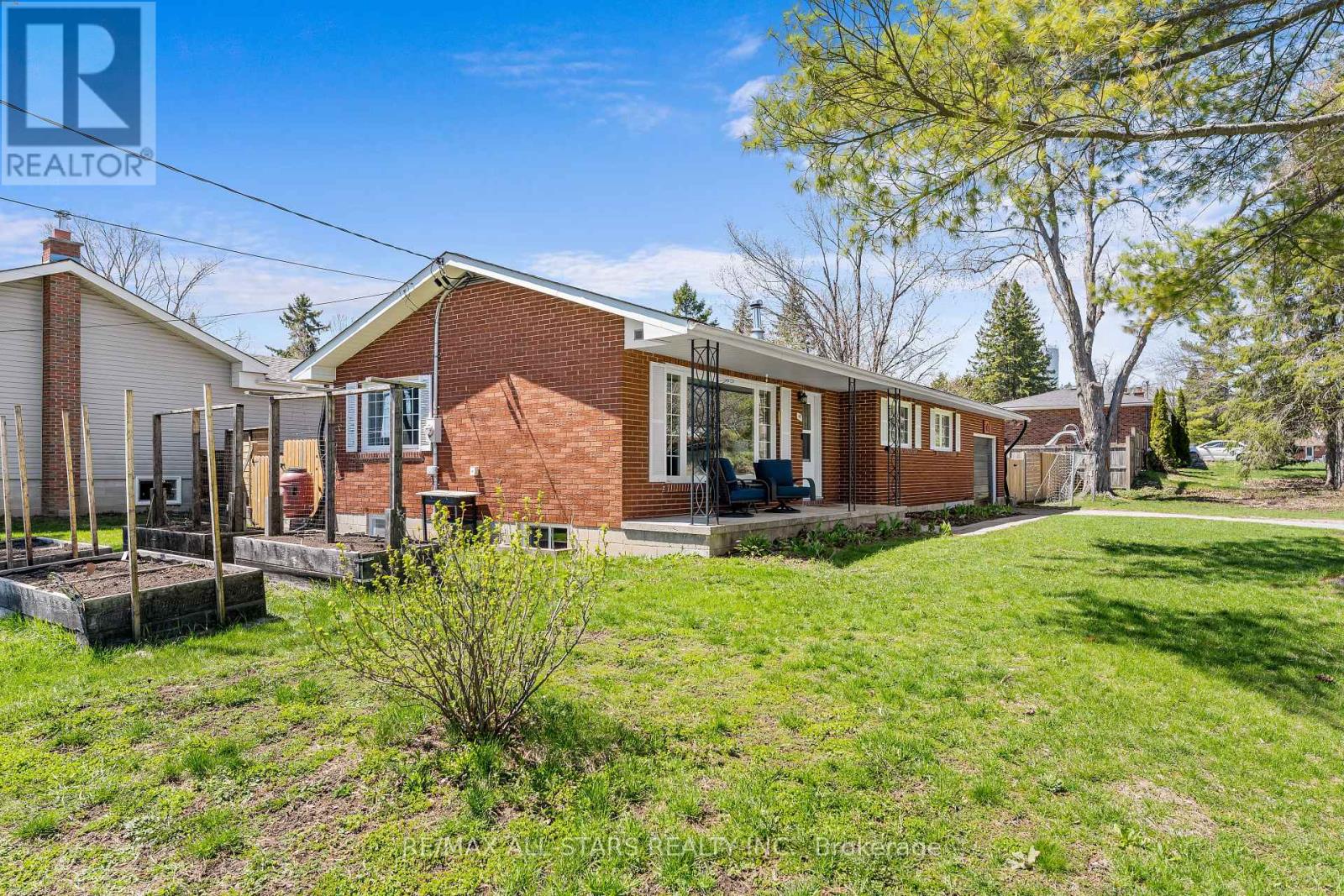 49 Kennedy Drive, Kawartha Lakes, Ontario  K0M 1N0 - Photo 34 - X12896206