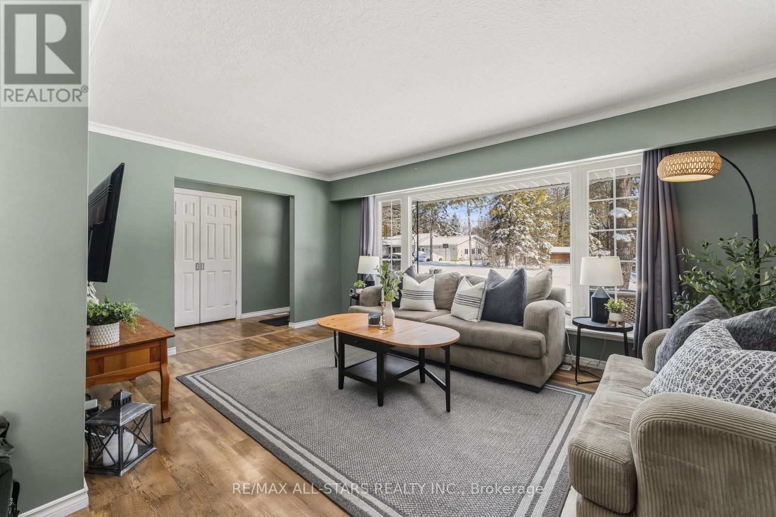 49 Kennedy Drive, Kawartha Lakes, Ontario  K0M 1N0 - Photo 7 - X12896206