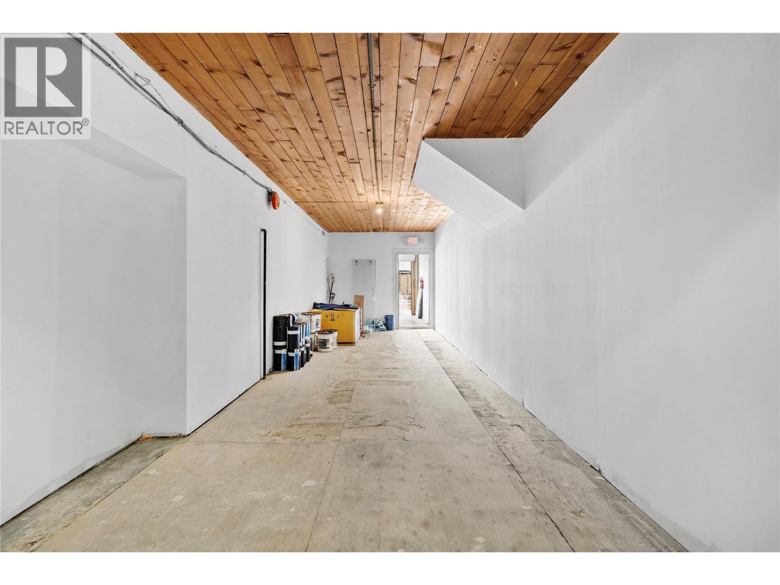 986 Victoria Street Unit# A/b, Kamloops, British Columbia  V2C 2B9 - Photo 14 - 10385239