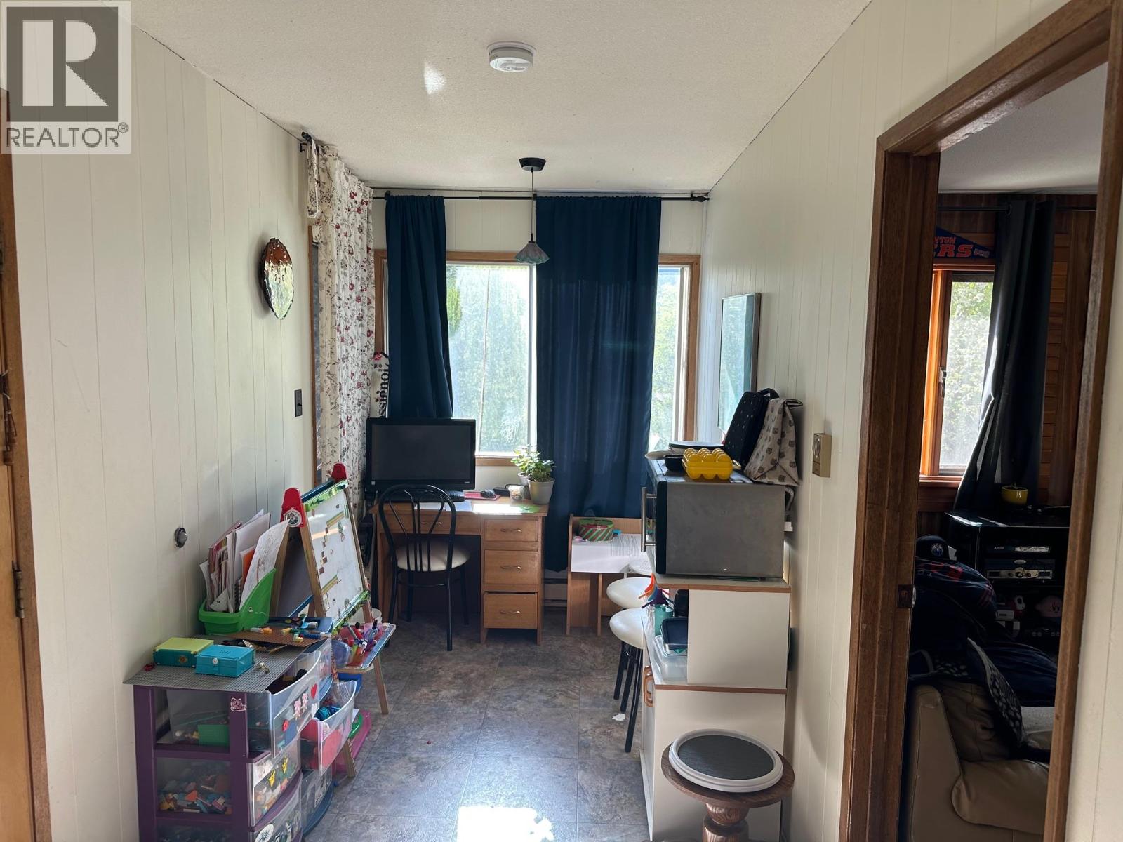 609 Second Street, Nelson, British Columbia  V1L 2L7 - Photo 14 - 10385161