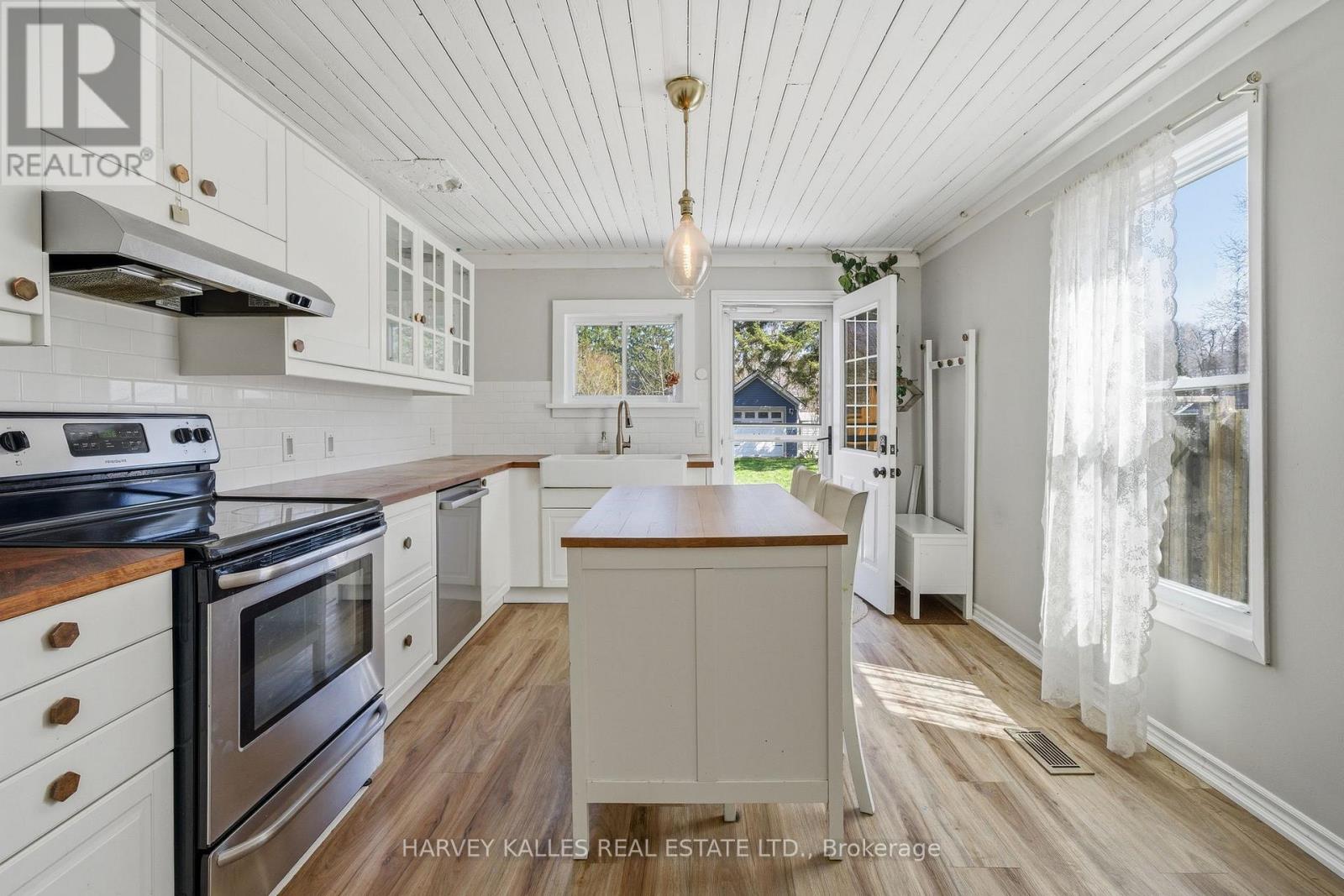 7-9 Spring Street, Prince Edward County, Ontario  K0K 2T0 - Photo 18 - X13055218