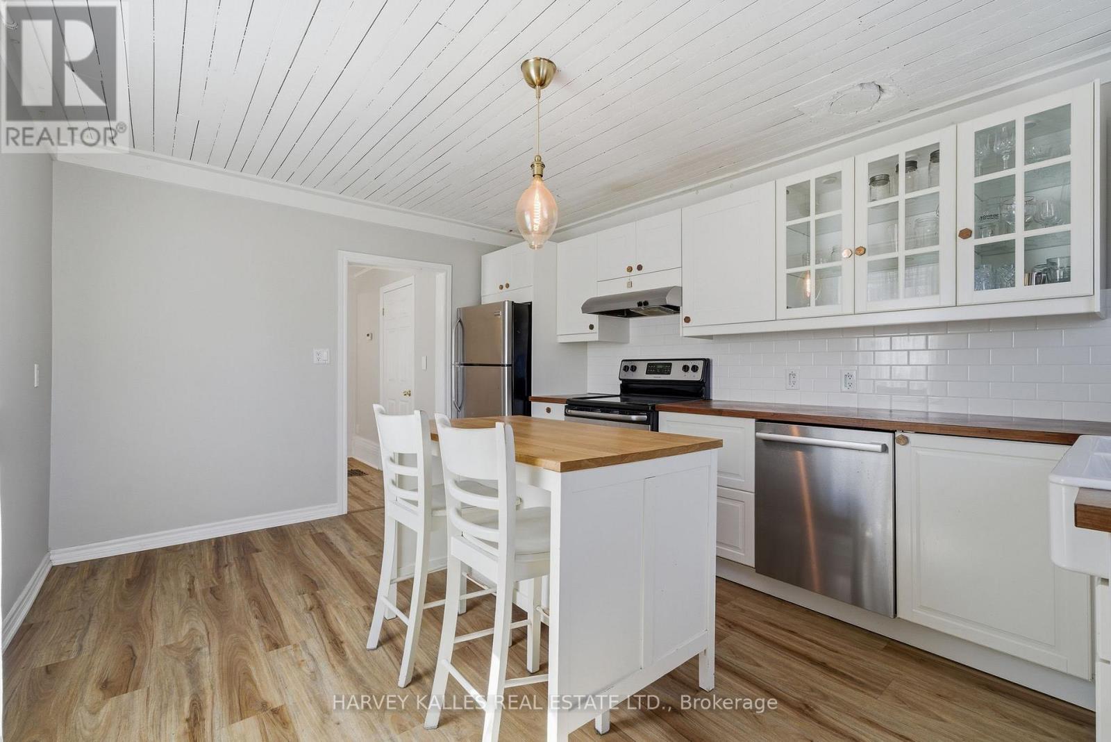 7-9 Spring Street, Prince Edward County, Ontario  K0K 2T0 - Photo 20 - X13055218