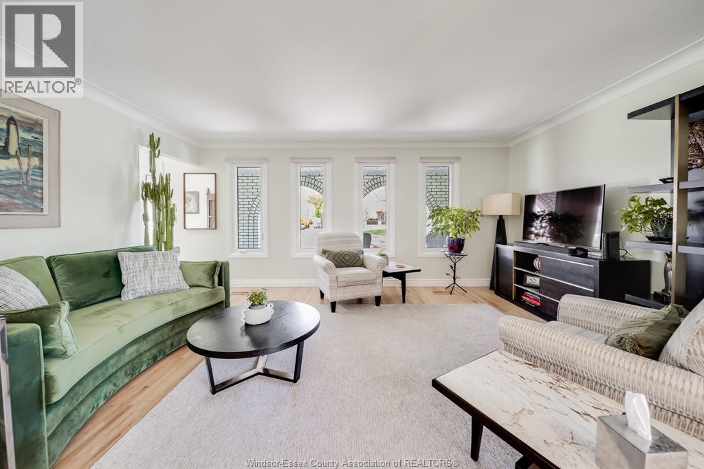 109 Centennial, Tecumseh, Ontario  N8N 2N7 - Photo 6 - 26009048