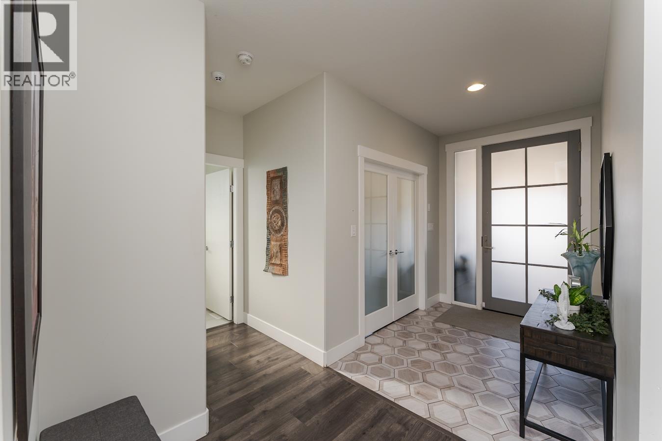 2478-2480 Carmichael Place, Prince George, British Columbia  V2N 0B9 - Photo 12 - R3116848