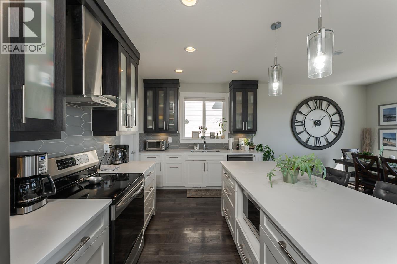 2478-2480 Carmichael Place, Prince George, British Columbia  V2N 0B9 - Photo 3 - R3116848