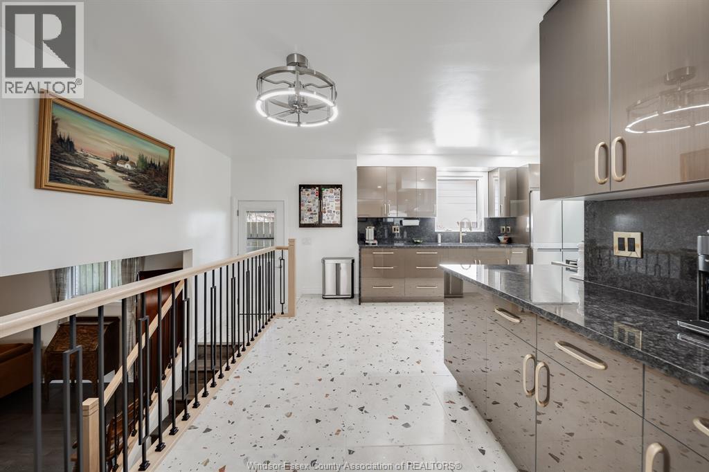 109 Centennial, Tecumseh, Ontario  N8N 2N7 - Photo 13 - 26009048