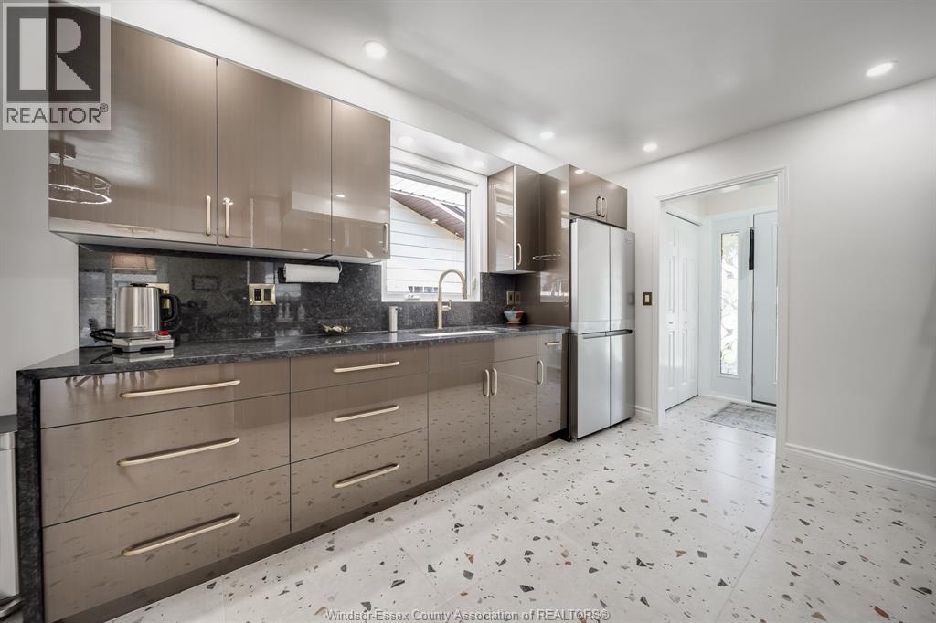 109 Centennial, Tecumseh, Ontario  N8N 2N7 - Photo 12 - 26009048