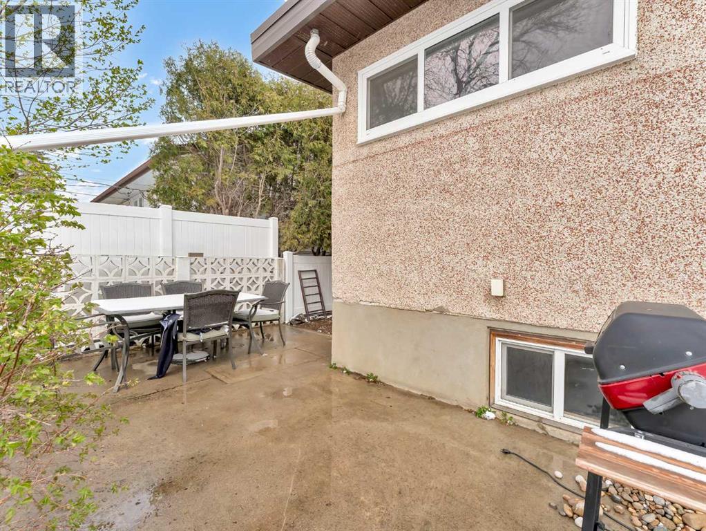 161 Burns Crescent Nw, Medicine Hat, Alberta  T1A 6W2 - Photo 35 - A2305536