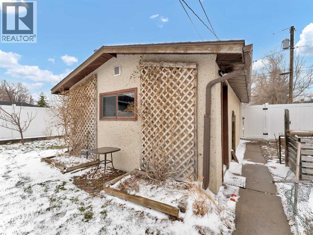 161 Burns Crescent Nw, Medicine Hat, Alberta  T1A 6W2 - Photo 43 - A2305536