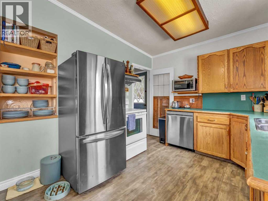 161 Burns Crescent Nw, Medicine Hat, Alberta  T1A 6W2 - Photo 14 - A2305536