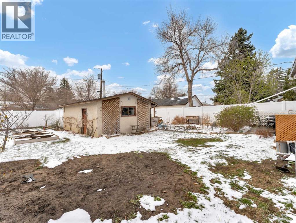 161 Burns Crescent Nw, Medicine Hat, Alberta  T1A 6W2 - Photo 37 - A2305536