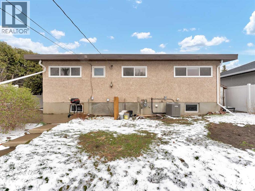 161 Burns Crescent Nw, Medicine Hat, Alberta  T1A 6W2 - Photo 41 - A2305536