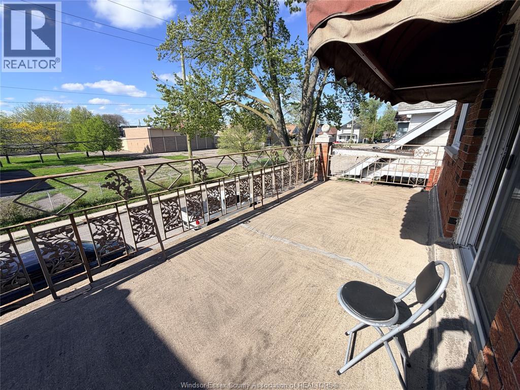 745 Cataraqui, Windsor, Ontario  N9A 3P3 - Photo 11 - 26009444