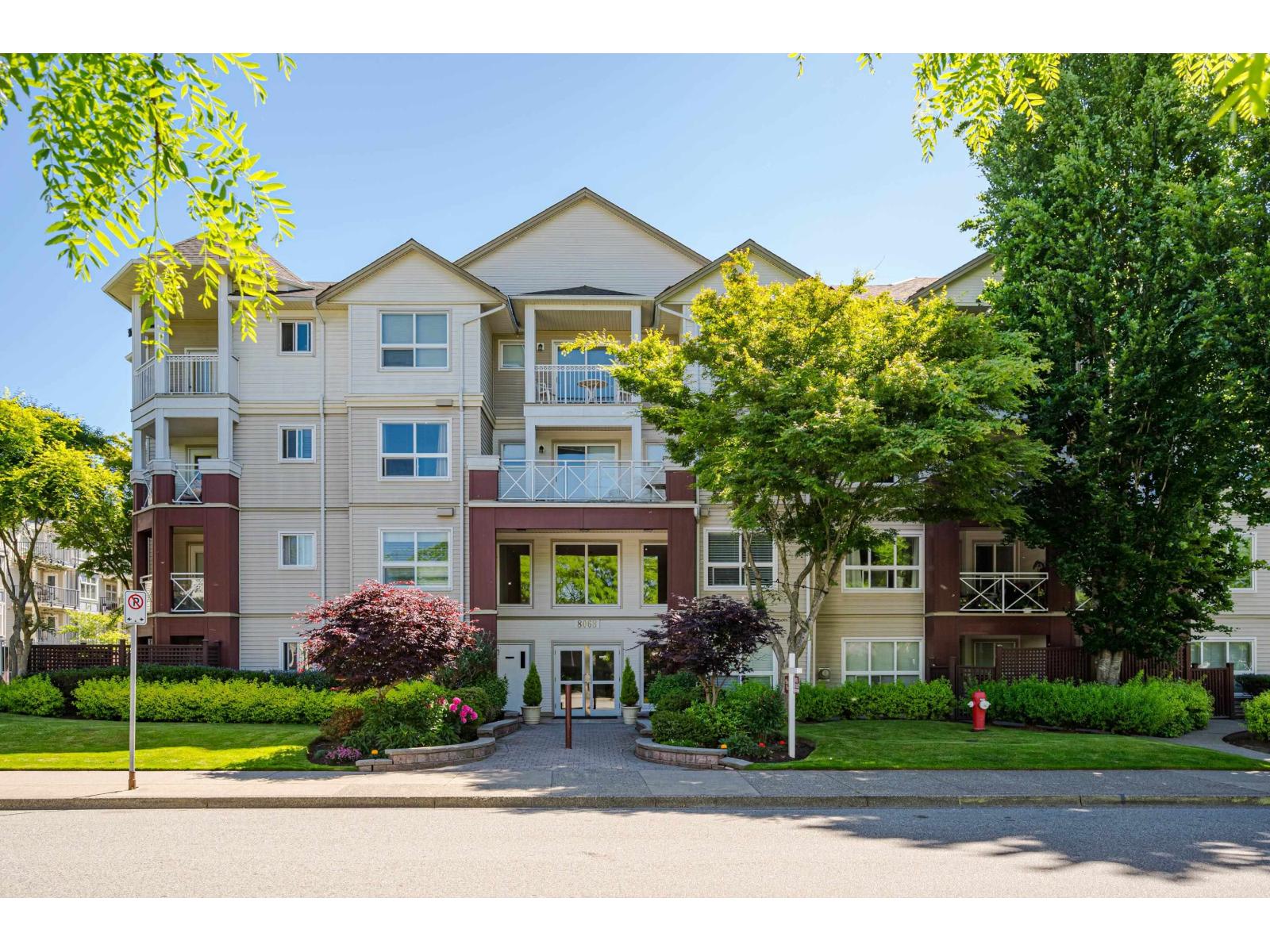 312 8068 120A STREET, Surrey, British Columbia