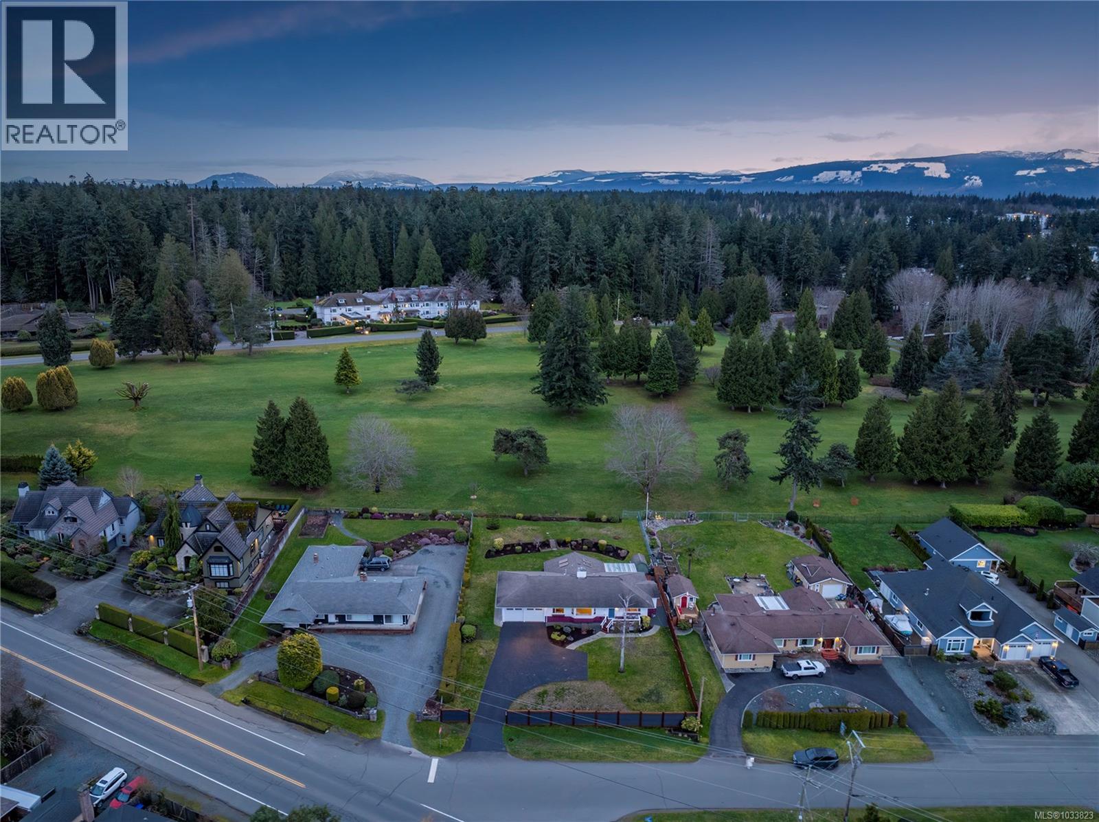 260 Elizabeth Ave, Qualicum Beach, British Columbia  V9K 1G8 - Photo 3 - 1033823