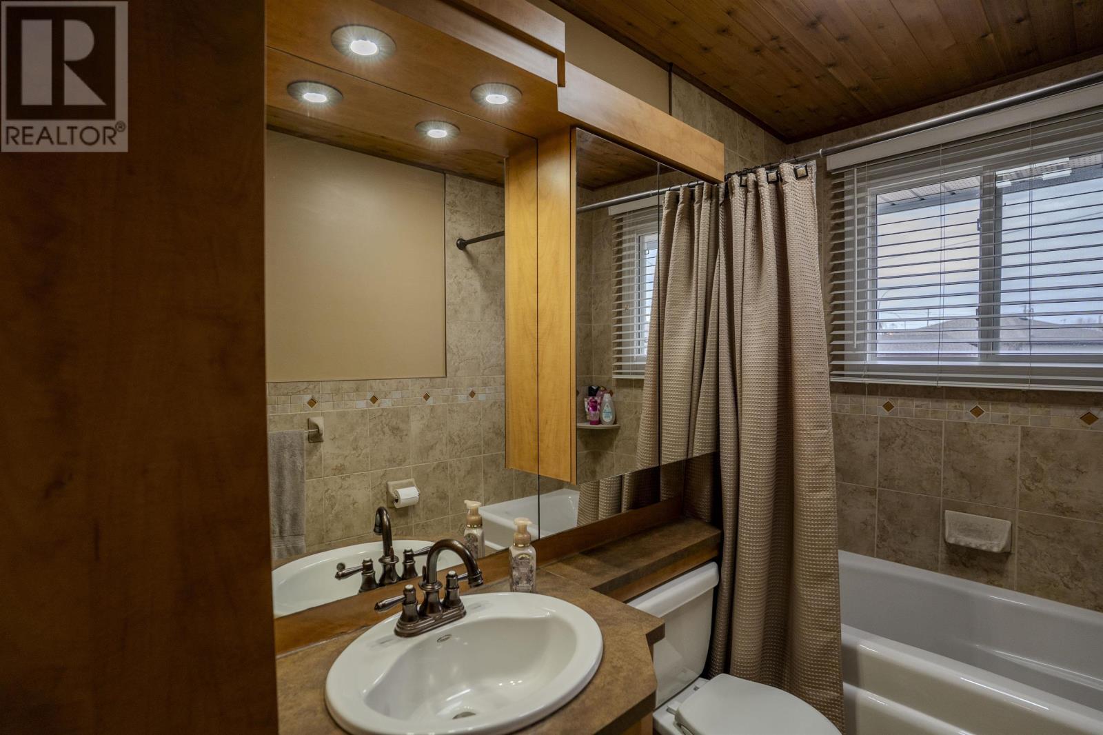 431 Cartier Ct, Thunder Bay, Ontario  P7E 6A9 - Photo 20 - TB2600832