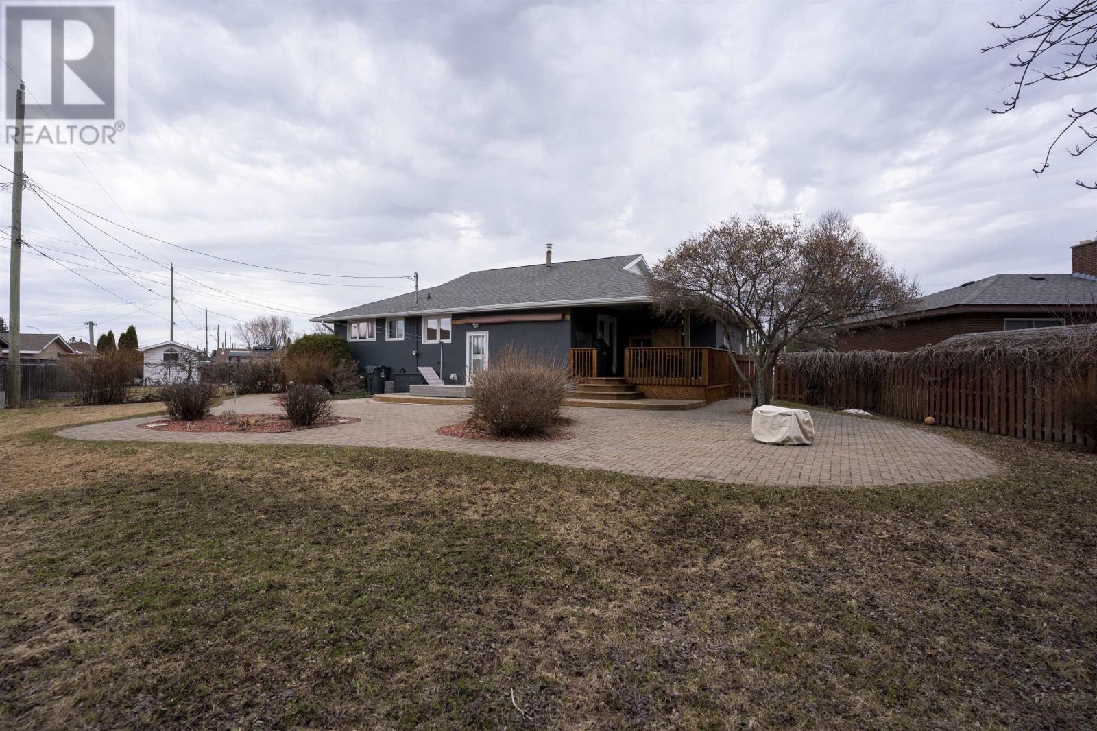 431 Cartier Ct, Thunder Bay, Ontario  P7E 6A9 - Photo 47 - TB2600832