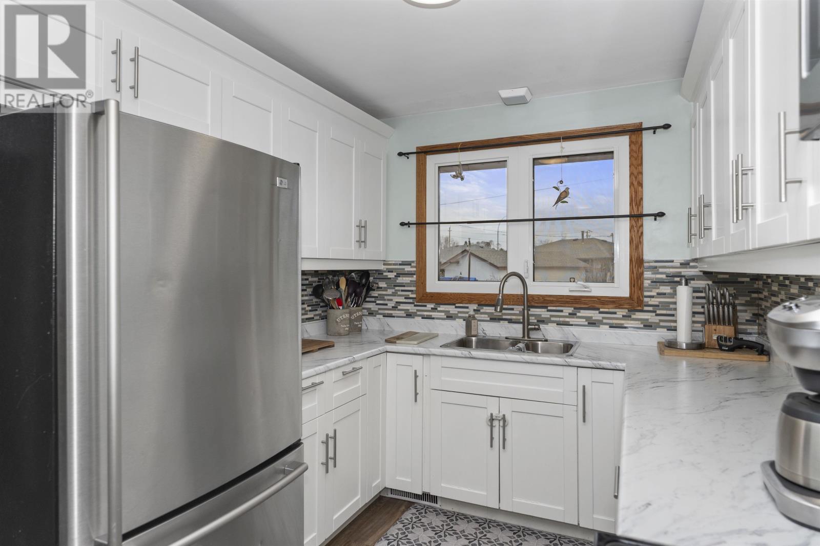 431 Cartier Ct, Thunder Bay, Ontario  P7E 6A9 - Photo 8 - TB2600832