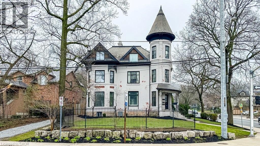 347 QUEEN Street S, Hamilton, Ontario