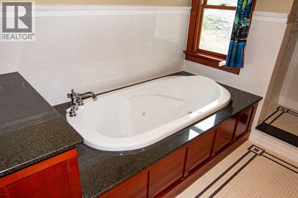 110 Scarboro Avenue Sw, Calgary, Alberta  T3H 2H1 - Photo 22 - A2304931