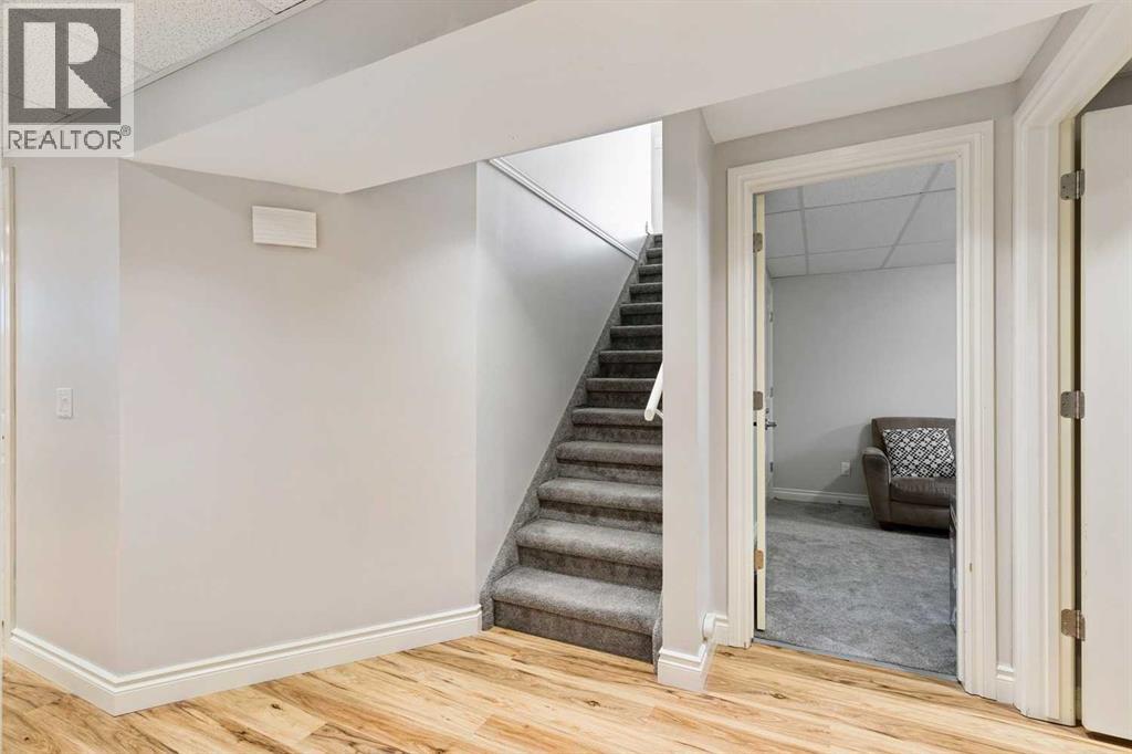 734 Oakhill Place SW, Calgary, Alberta  T2V 3X9 - Photo 26 - A2299715