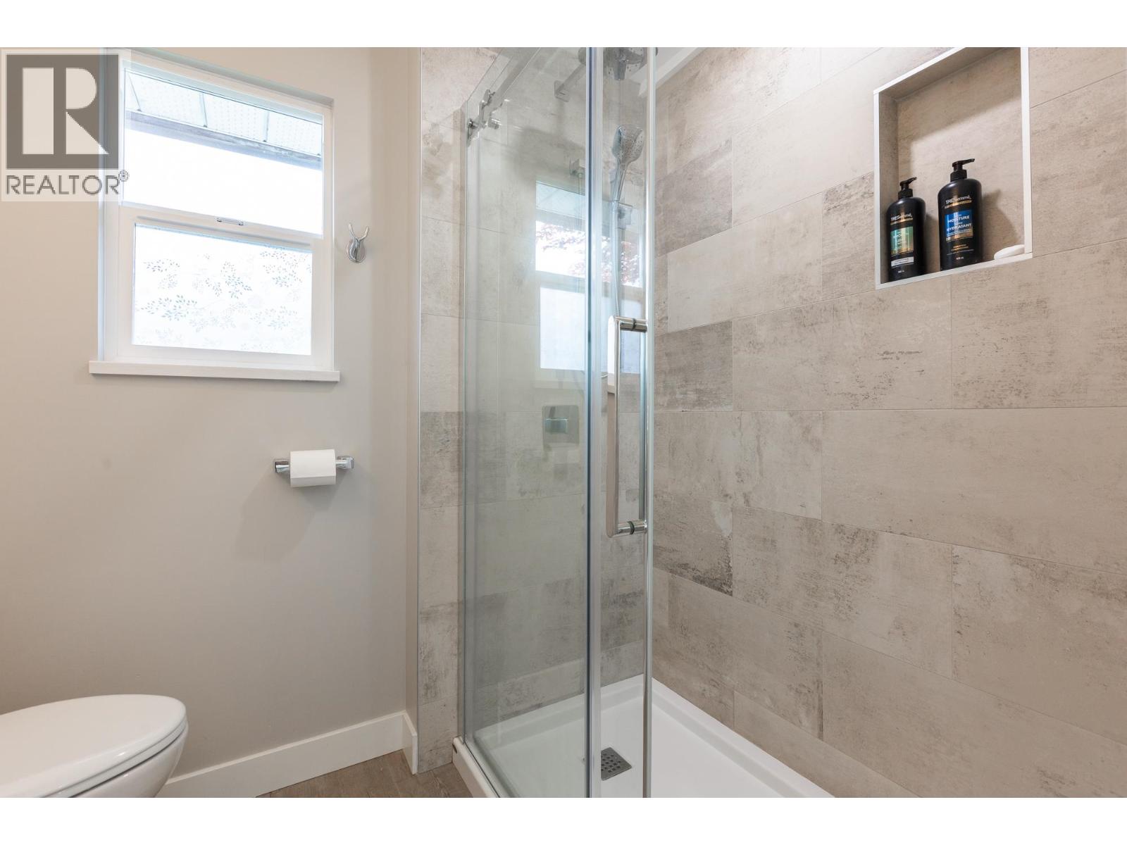 1884 Bluff Way, Coquitlam, British Columbia  V3E 1J2 - Photo 21 - R3116772