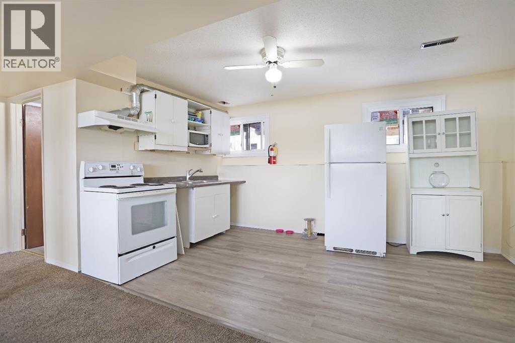 3 Lake Newell Bay E, Brooks, Alberta  T1R 0L6 - Photo 25 - A2305249