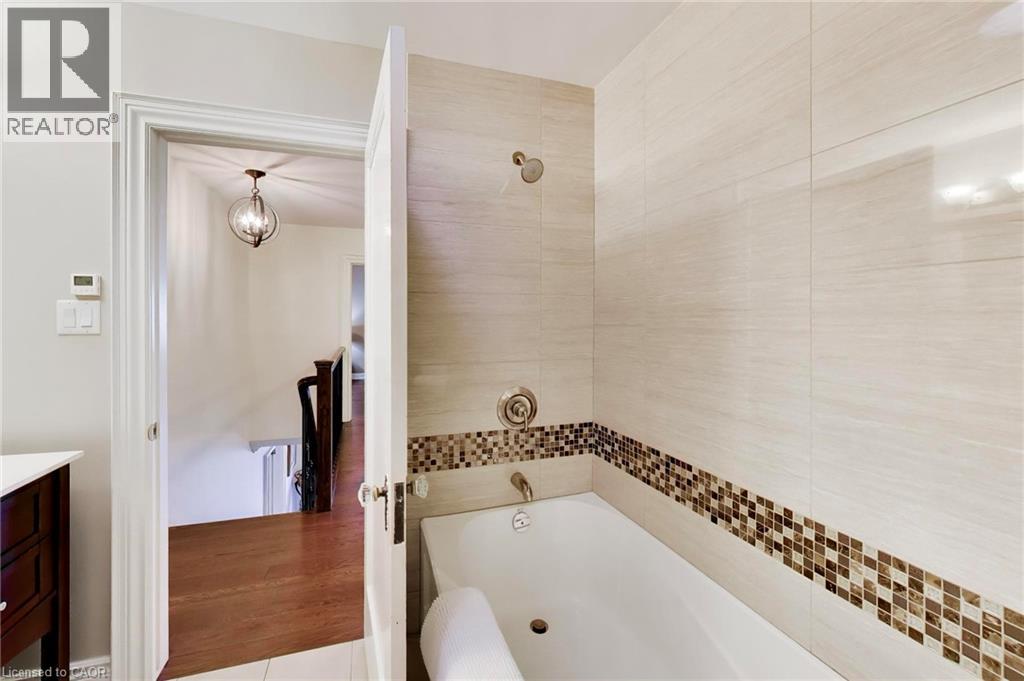 73 Lake Avenue Drive, Stoney Creek, Ontario  L8G 1X7 - Photo 29 - 40823644